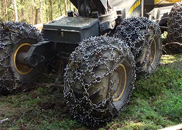chaines sur pneu forestier