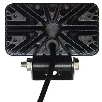 Phare de travail rectangle - 6 LEDs 18W 1000 lumens - angle de diffusion 35°